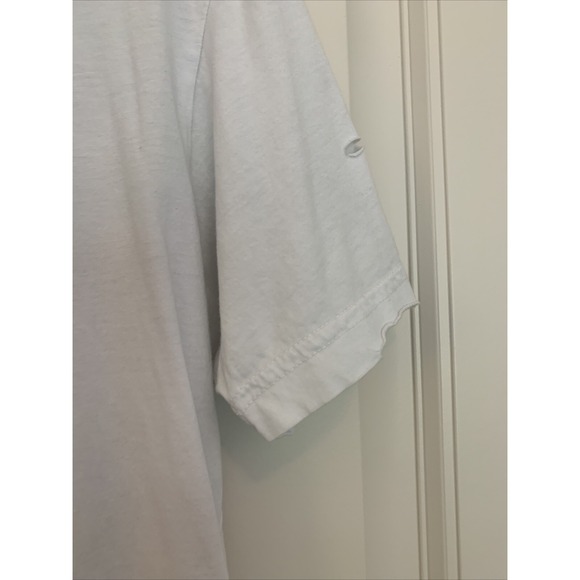 Lulusimonstudio Small Distressed Sea Shell White T Shirt - Picture 6 of 16